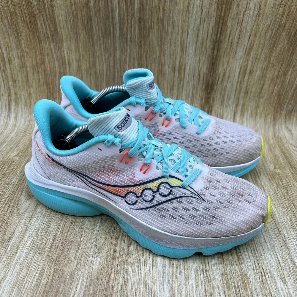 Saucony Kinvara 16 Running Shoes Women's Size 9 White Blue Mesh S11020-130